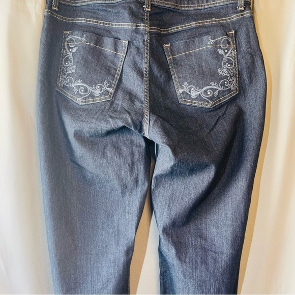 Riders by Lee Straight Leg Jeans - Picture 8 of 8